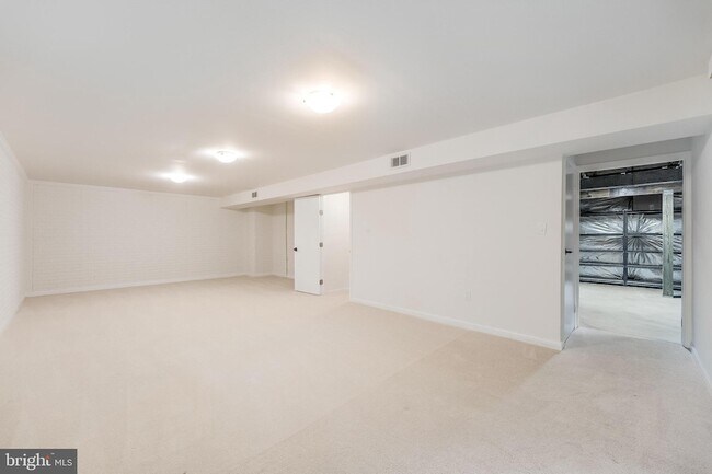 Building Photo - 11916 Moss Point Ln