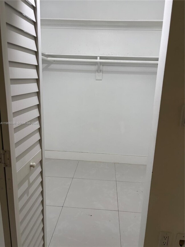 Building Photo - 1475 NE 125th Terrace