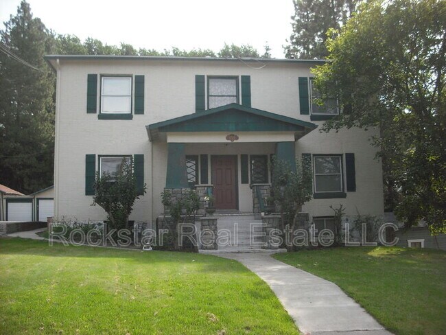 Building Photo - 1511 S Latawah St