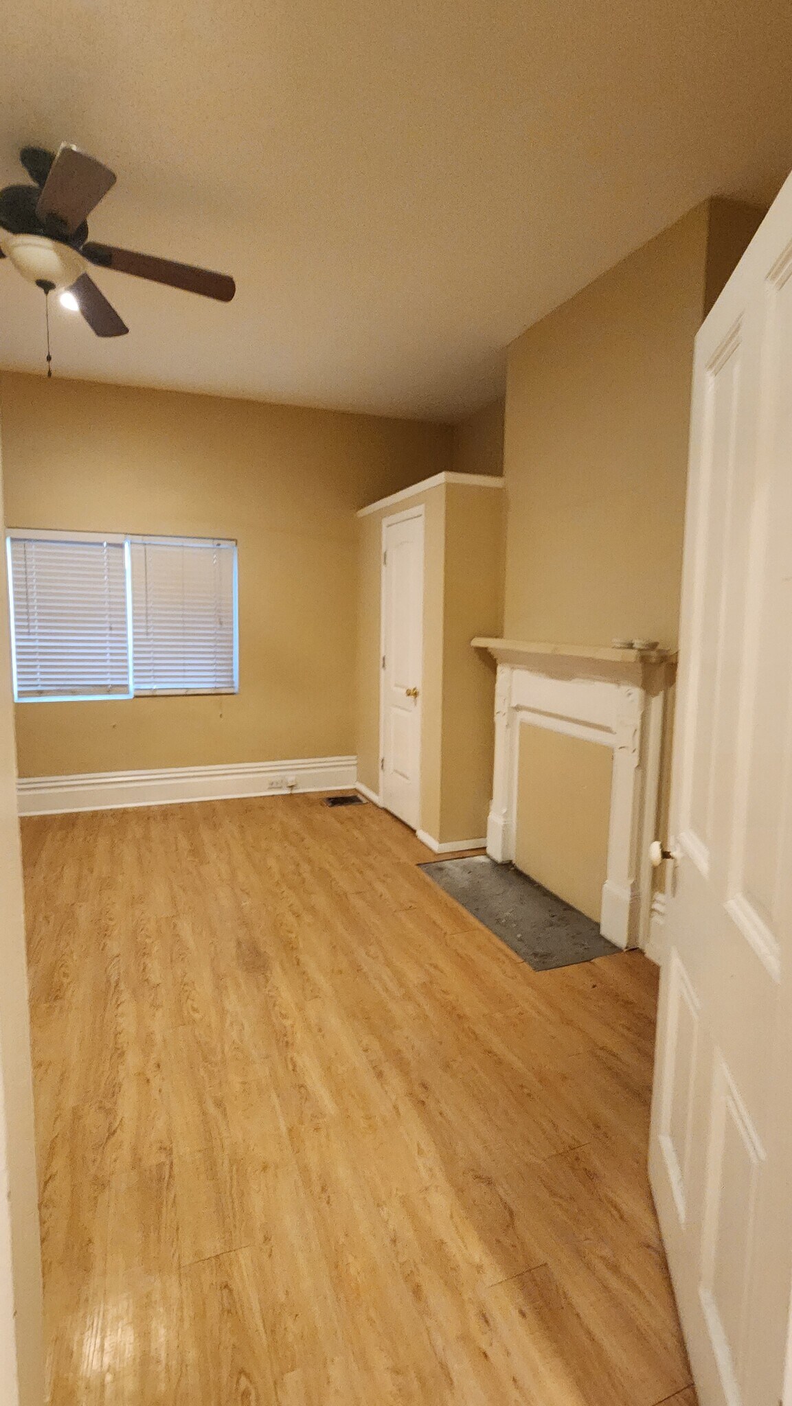 Building Photo - 4801 Sciota St