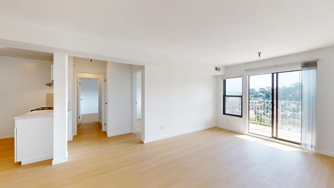 Building Photo - 2031 Castro St