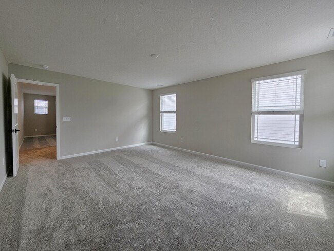 Building Photo - 8604 Apricot Wy