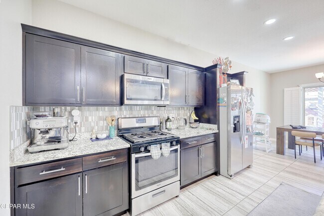 Building Photo - 2163 Enchanted Brk Dr