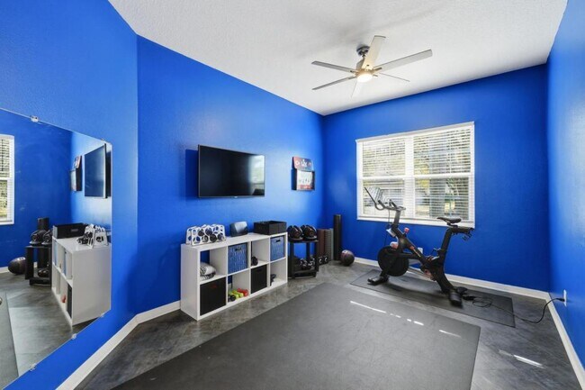 Building Photo - 8210 Prairie Ridge Way