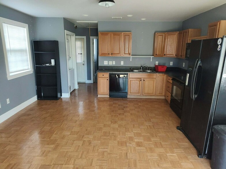 Building Photo - 107 Millhouse Rd