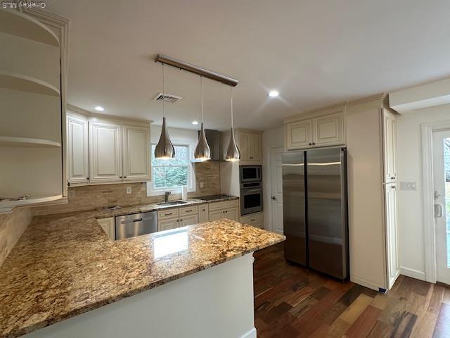 Building Photo - 26 Radio Ave