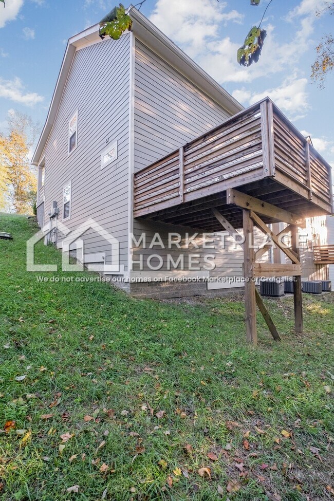 Building Photo - 163 Arbor Lp