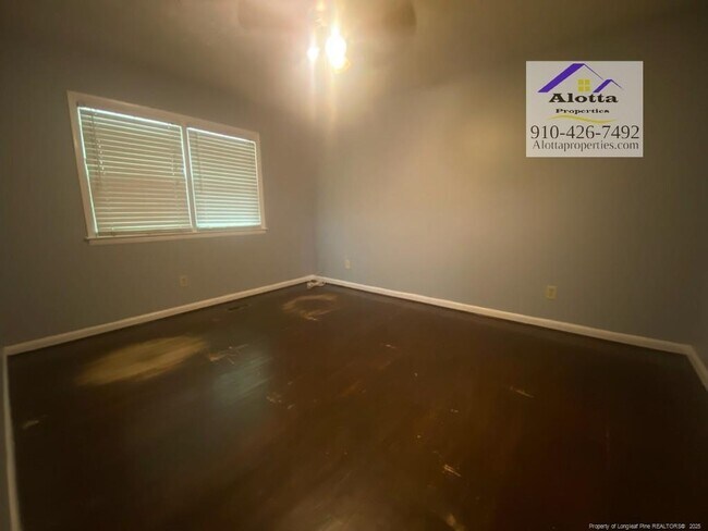 Building Photo - 6114 Regis Ct