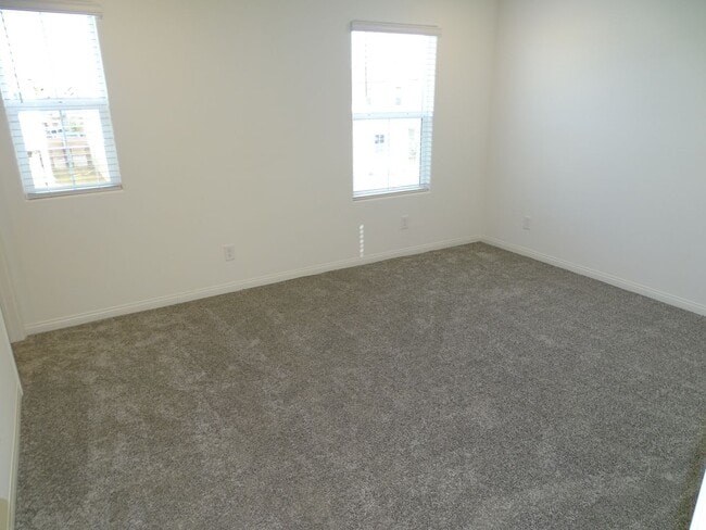 Building Photo - 5 Bedroom Home, 1st Floor Bed and Full Bath, Loft In Inspirada