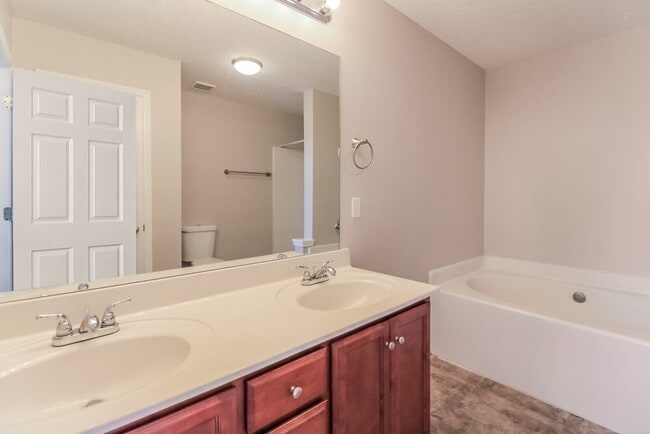 Building Photo - 116 David Bolin Dr