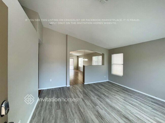 Building Photo - 25841 W Whyman St