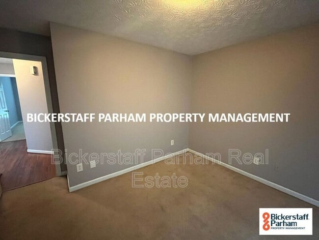 Building Photo - 8061 Garrett Pines Dr