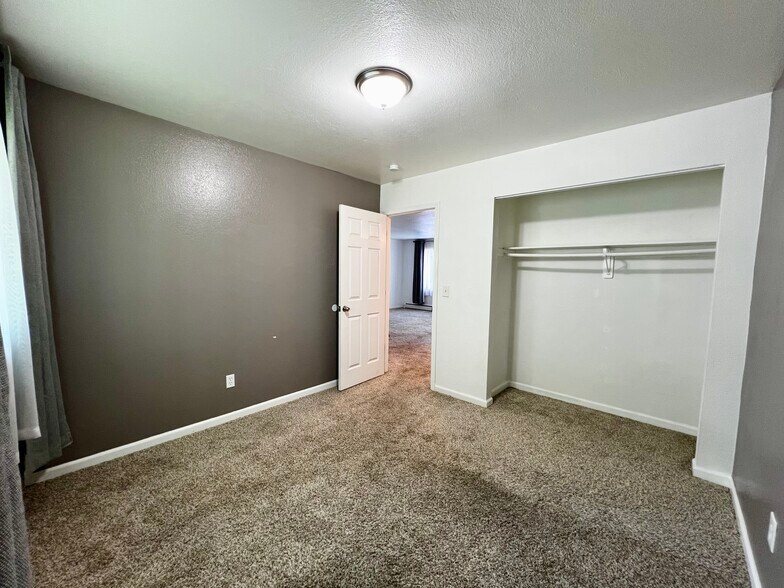 Bedroom 1 - 4324 Thompson Ave