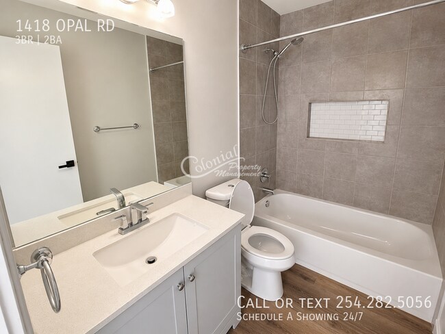 Building Photo - 1418 Opal Rd
