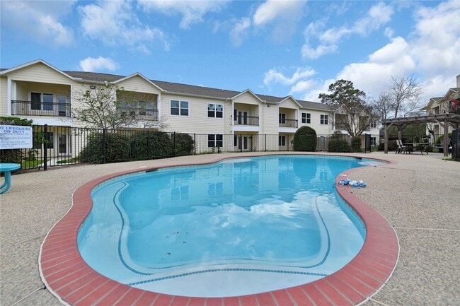 Building Photo - 12565 Melville Dr