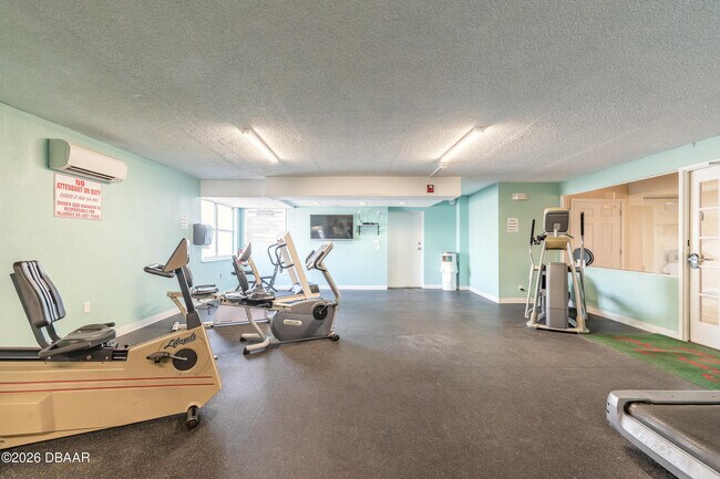 Building Photo - 935 S Atlantic Ave