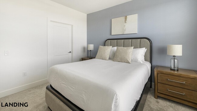 Building Photo - 108 N US Hwy 377