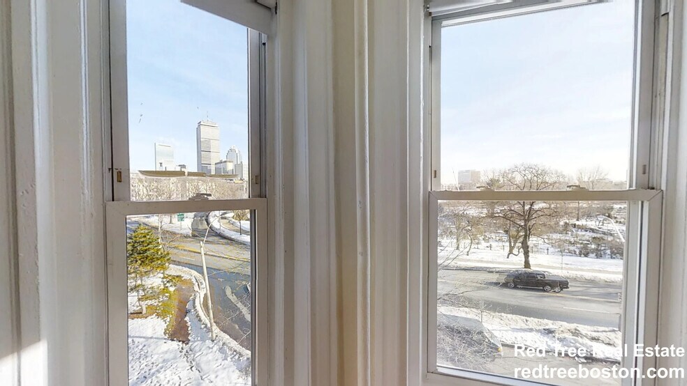 Building Photo - 1175 Boylston St