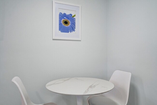 Building Photo - 955 Dotterel Rd