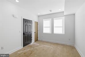 Building Photo - 2219 N 5th St