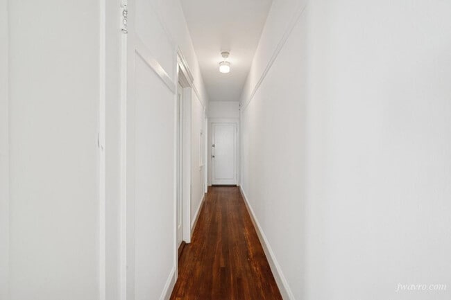 Building Photo - 2425 Fillmore St