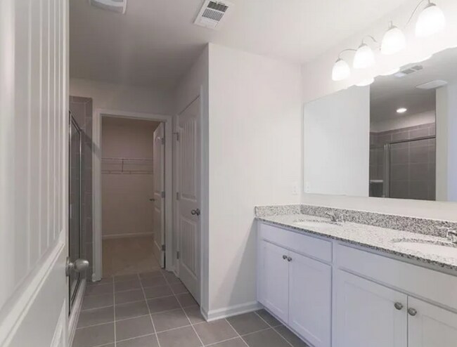 Building Photo - 7670 Demeter Dr