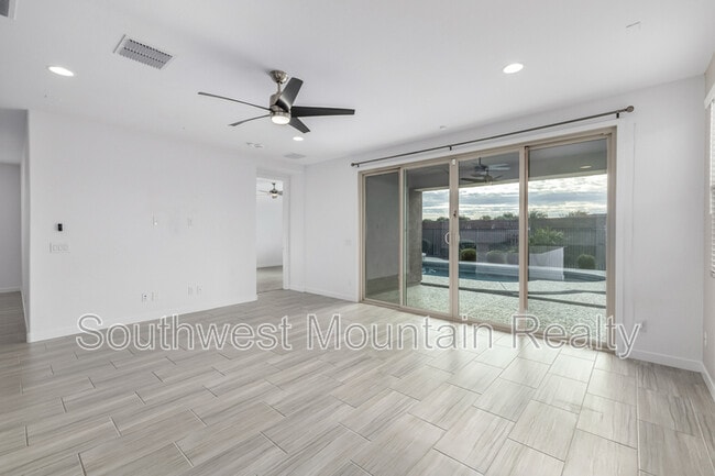 Building Photo - 21399 E Estrella Ct