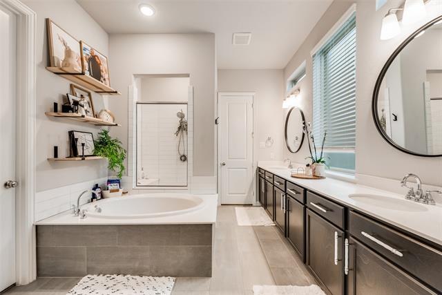 Building Photo - 3618 River Trail