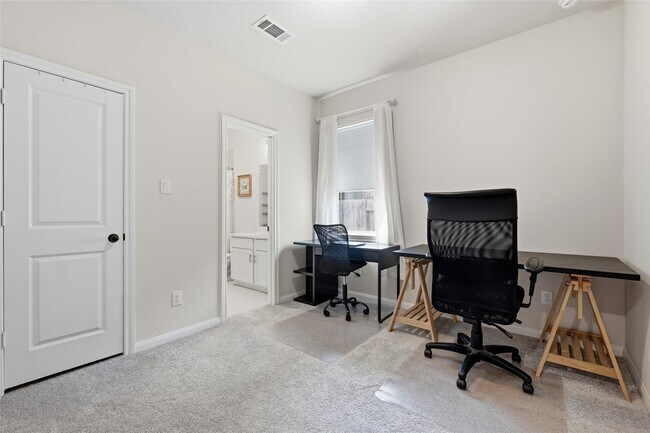 Building Photo - 31327 Sellers Terrace Dr