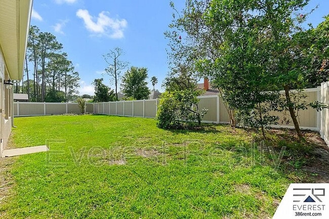 Building Photo - 47 Bassett Ln
