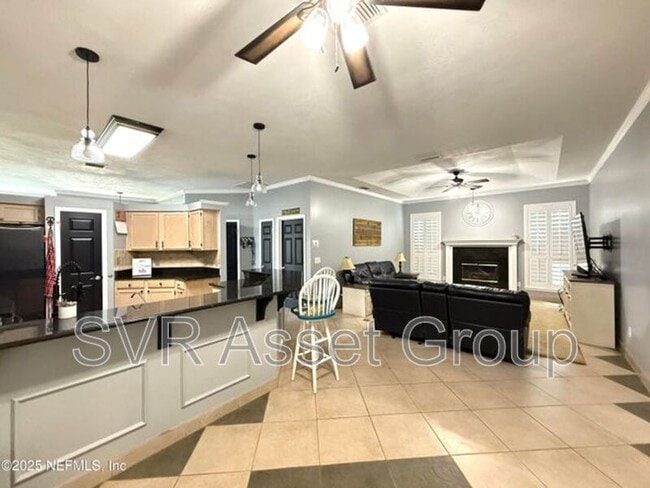 Building Photo - 12950 Deep River Way