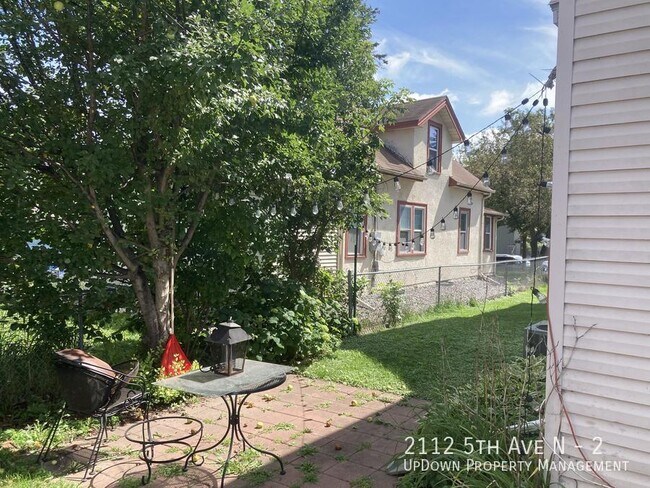 Building Photo - 2112 N 5th Ave