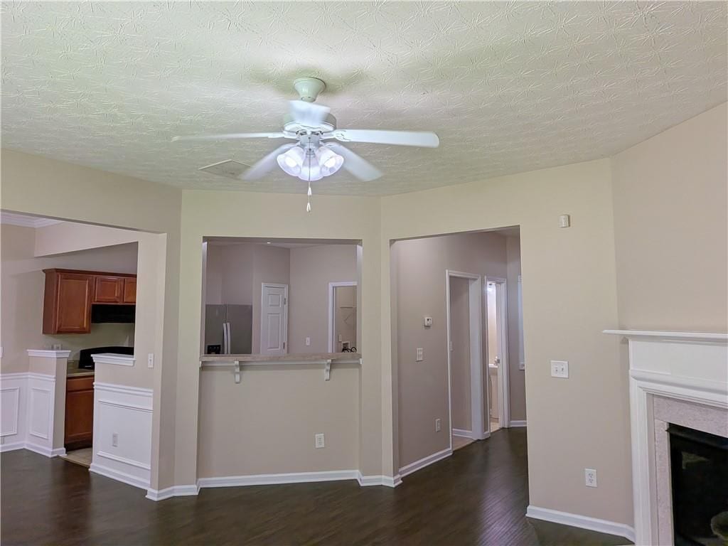 Building Photo - 4624 Windale Dr NW