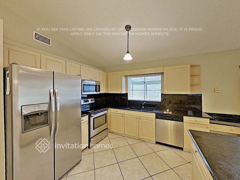 Building Photo - 8649 Windy Cir