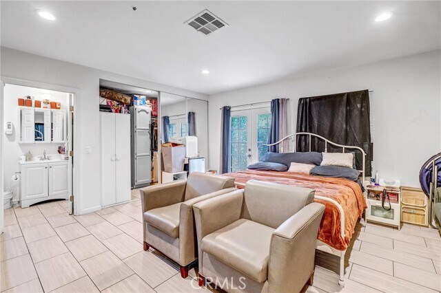 Building Photo - 10517 Firmona Ave