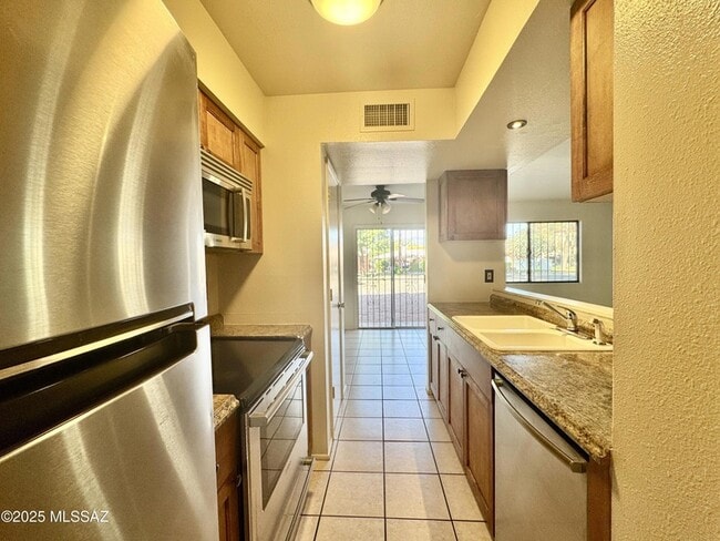 Building Photo - 6536 Calle La Paz