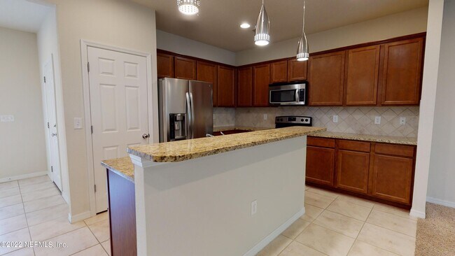 Building Photo - 7027 Coldwater Dr