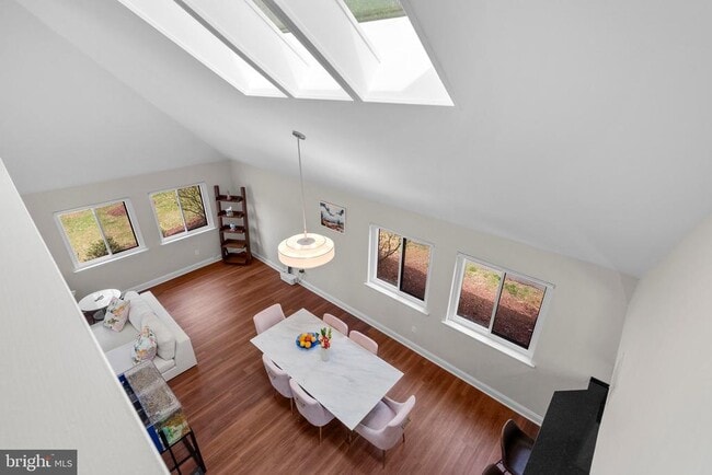 Building Photo - 11310 Harborside Cluster