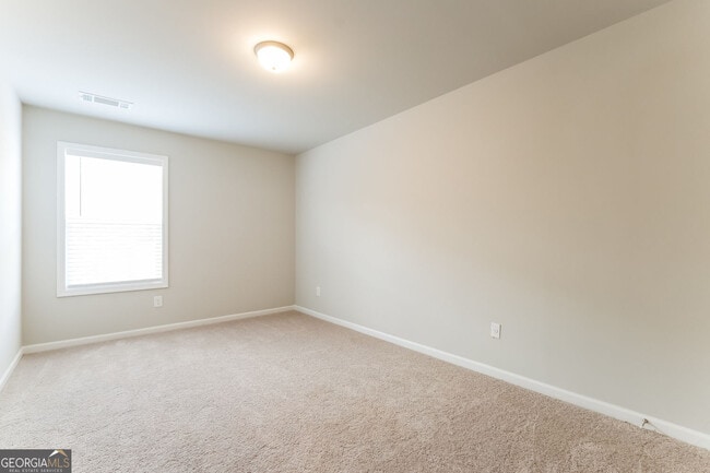 Building Photo - 5350 Fox Den Rd