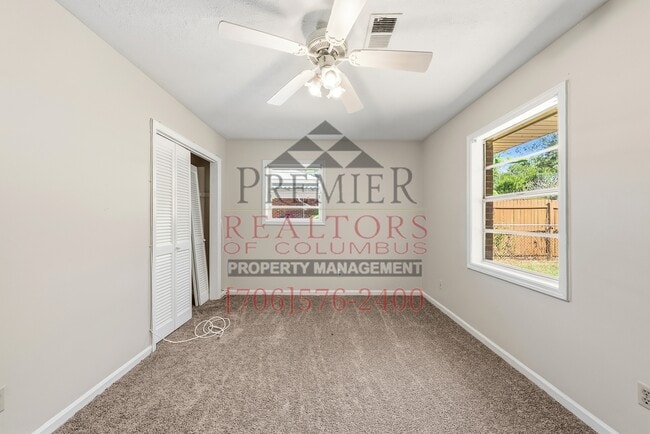 Building Photo - 2220 Gennings Ct