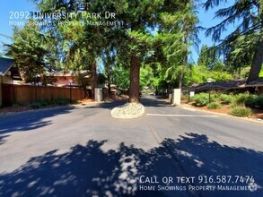 Building Photo - 2092 University Park Dr