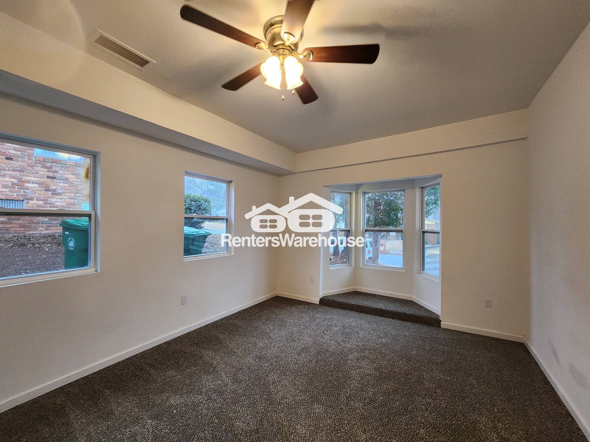 Building Photo - 2125 Bixler Cir