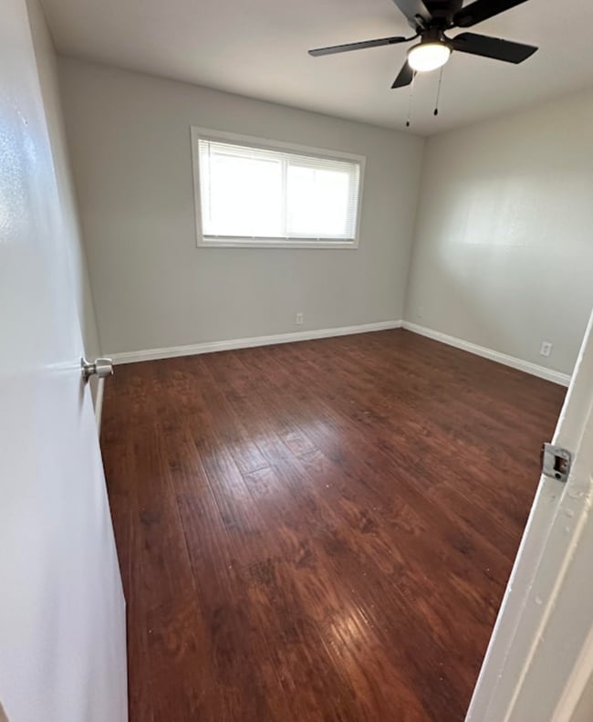 Building Photo - 22877 Adrienne Ave