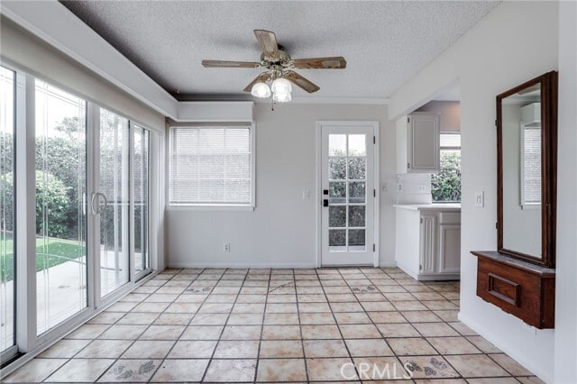 Building Photo - 15841 Maidstone St