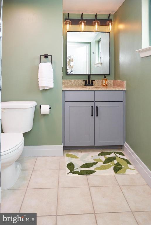 Building Photo - 414 Water St