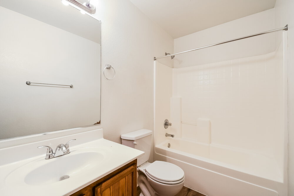 Building Photo - 2746 S Southwind Dr