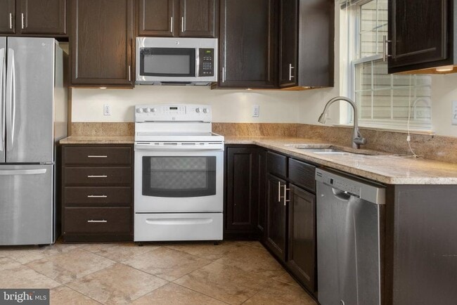 Building Photo - 4384 Sutler Hill Square
