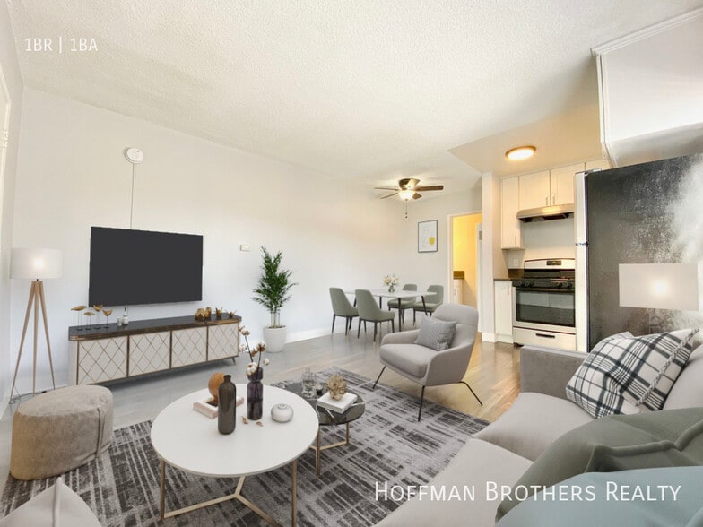 Building Photo - 1911 W 2nd St