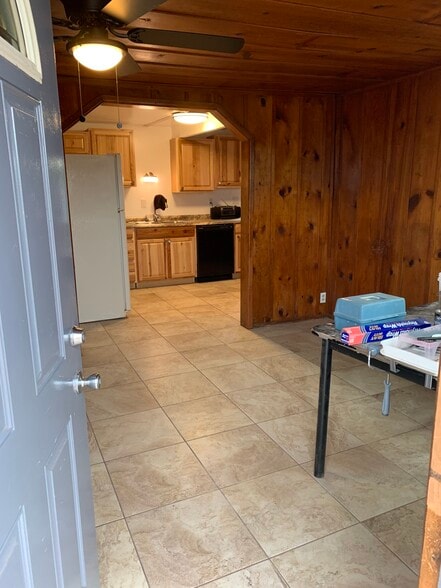 Building Photo - 270 N Ocotillo Dr