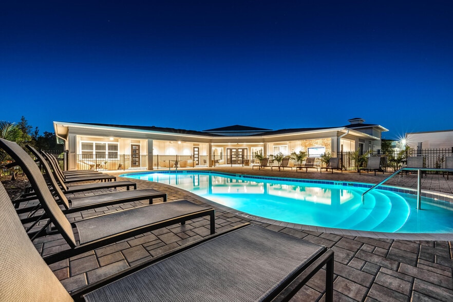 Solamar Apartment Homes Kissimmee apartments — community photo - Solamar Apartment Homes Kissimmee